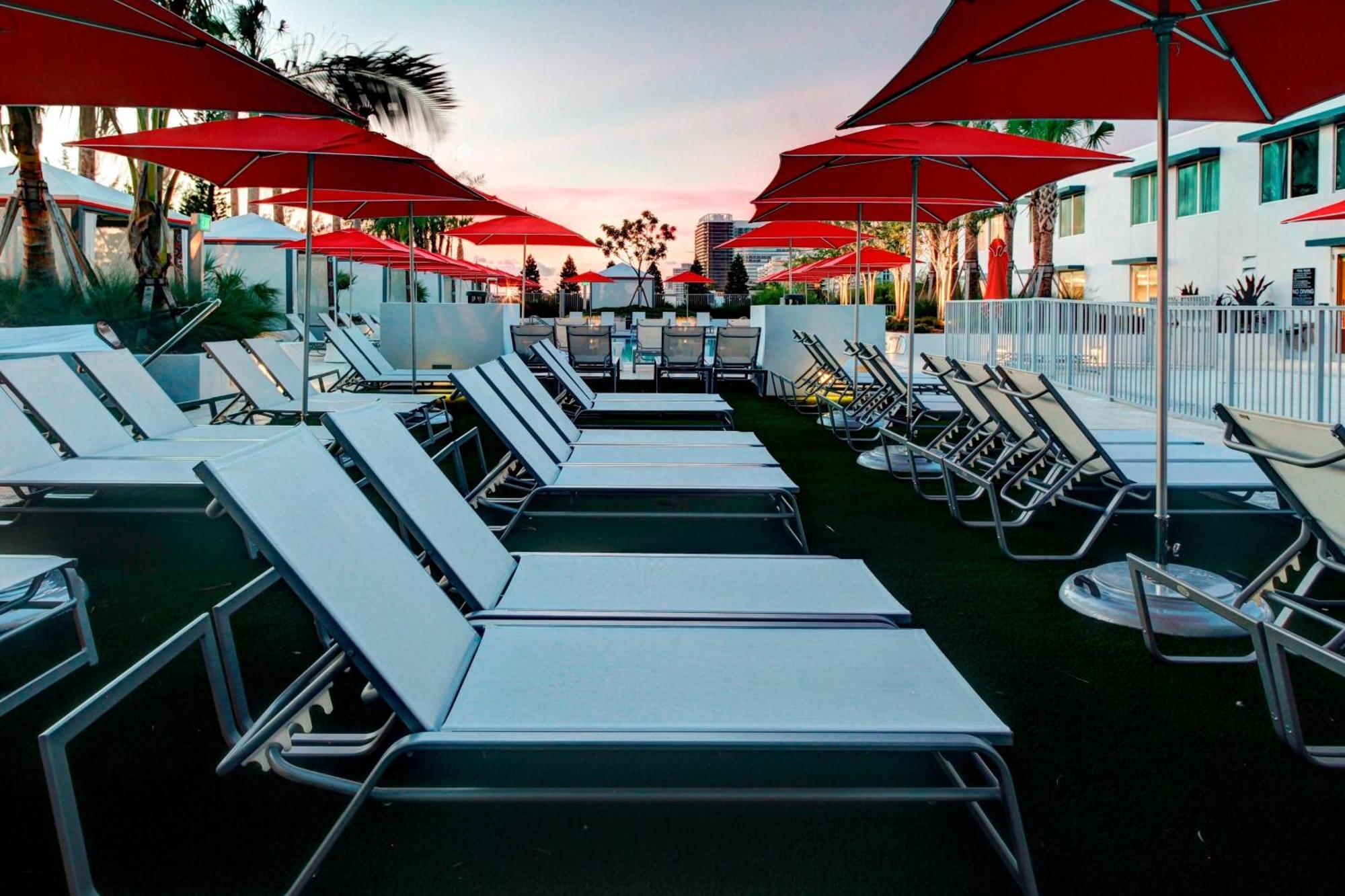 Residence Inn By Marriott Miami Beach Surfside Exterior photo